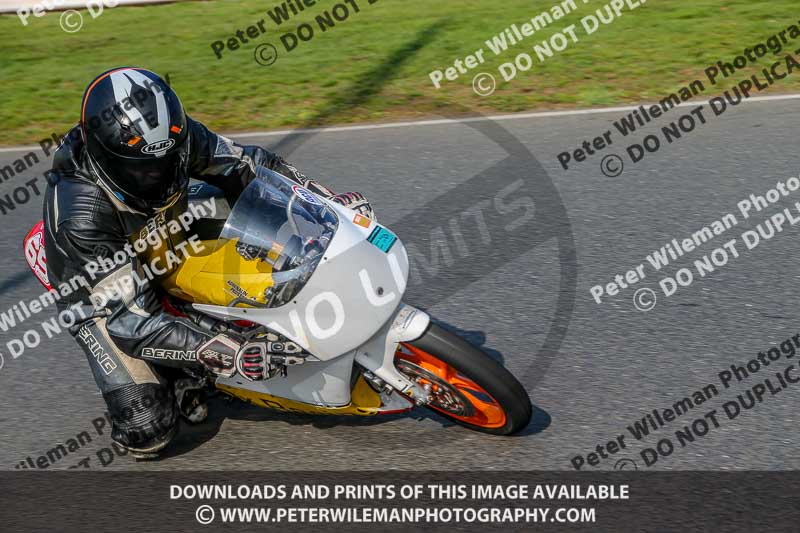 PJM Wedding Photography;enduro digital images;event digital images;eventdigitalimages;mallory park;mallory park photographs;mallory park trackday;mallory park trackday photographs;no limits trackdays;peter wileman photography;racing digital images;trackday digital images;trackday photos